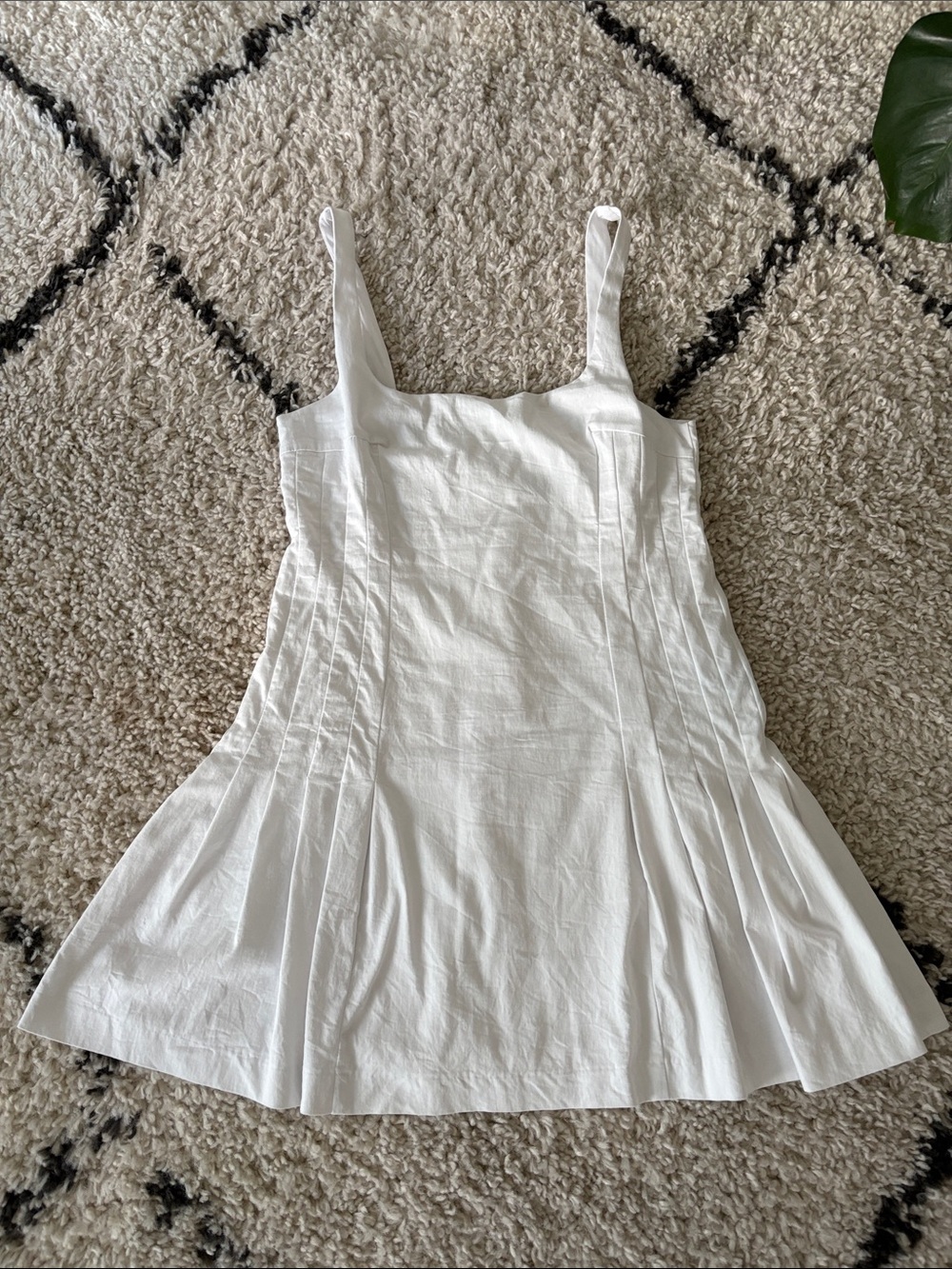 Zara White Sleeveless Pleated Mini Dress